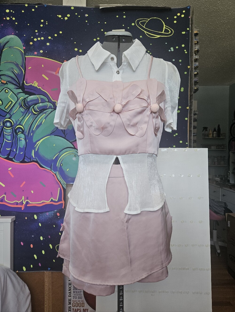 Chic Pink and White Blouse And Skort Two-Piece Set